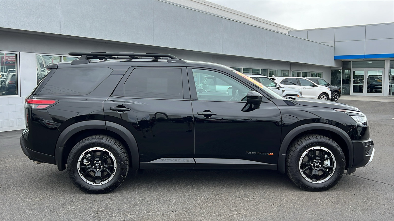 Used 2025 Nissan Pathfinder Rock Creek AWD/4WD image 4