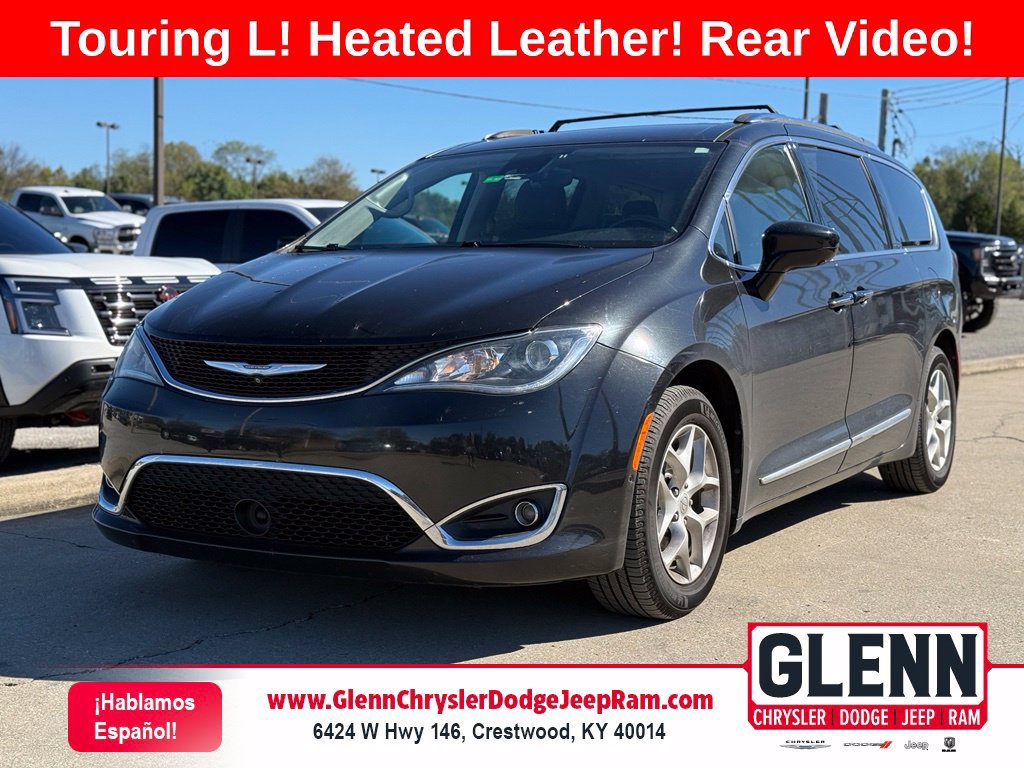 Used 2017 Chrysler Pacifica Touring-L Plus w/ Advanced Safetytec Group FWD image 1
