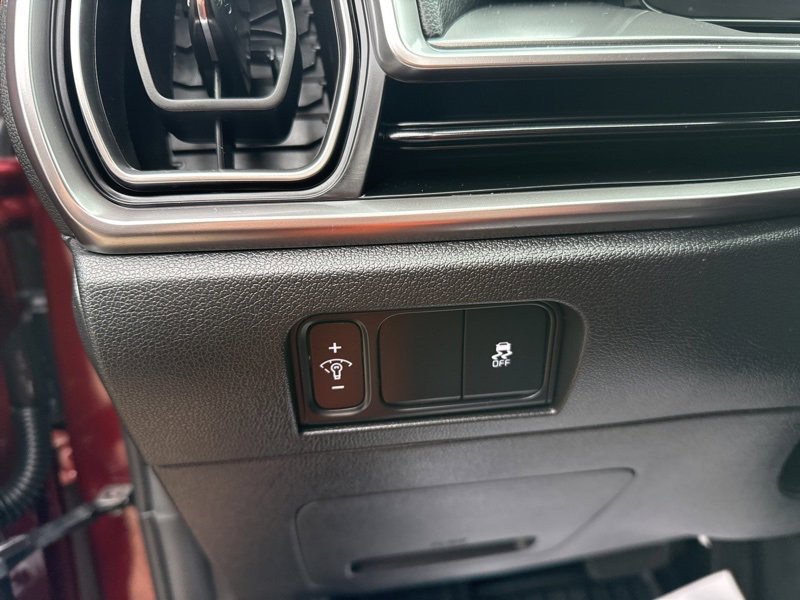 Used 2025 Kia Sorento S image 28