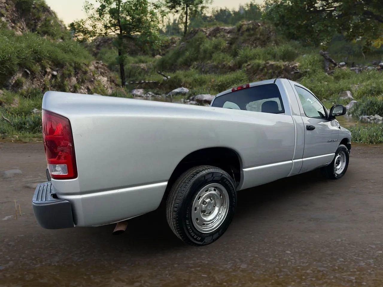 Used 2003 Dodge Ram 1500 Truck ST image 5
