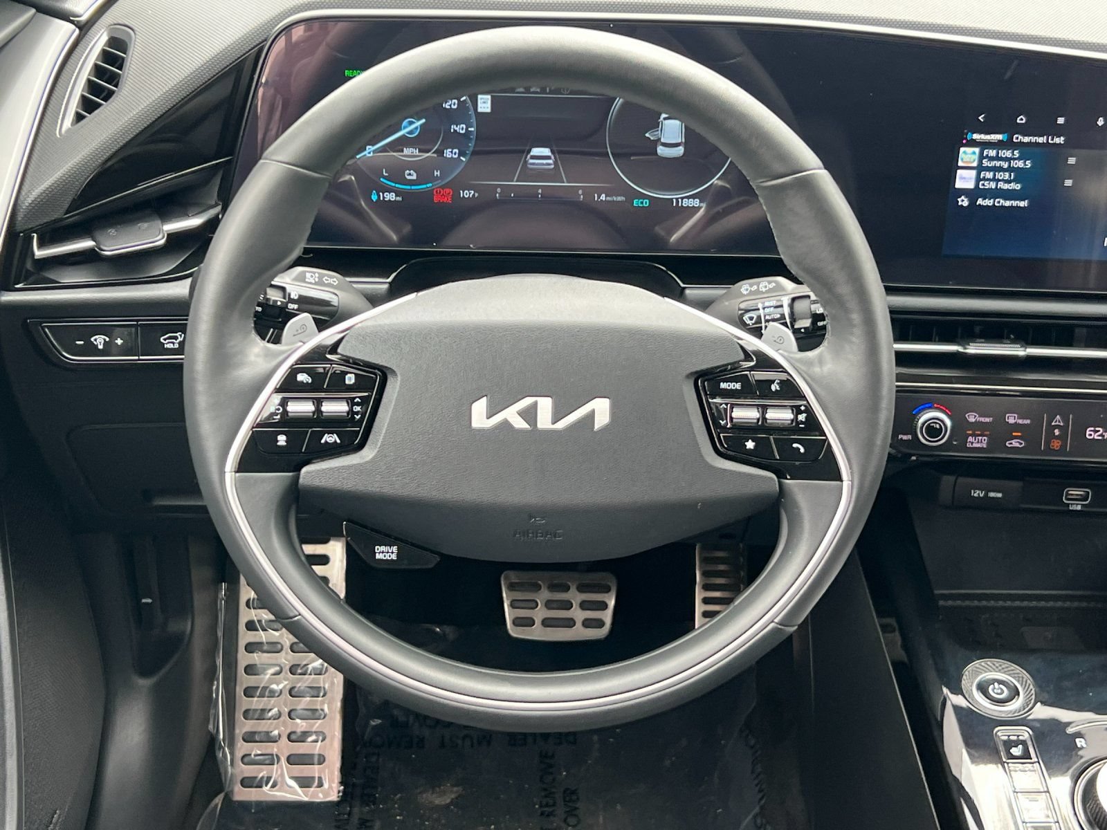 Used 2024 Kia Niro Wave FWD image 13