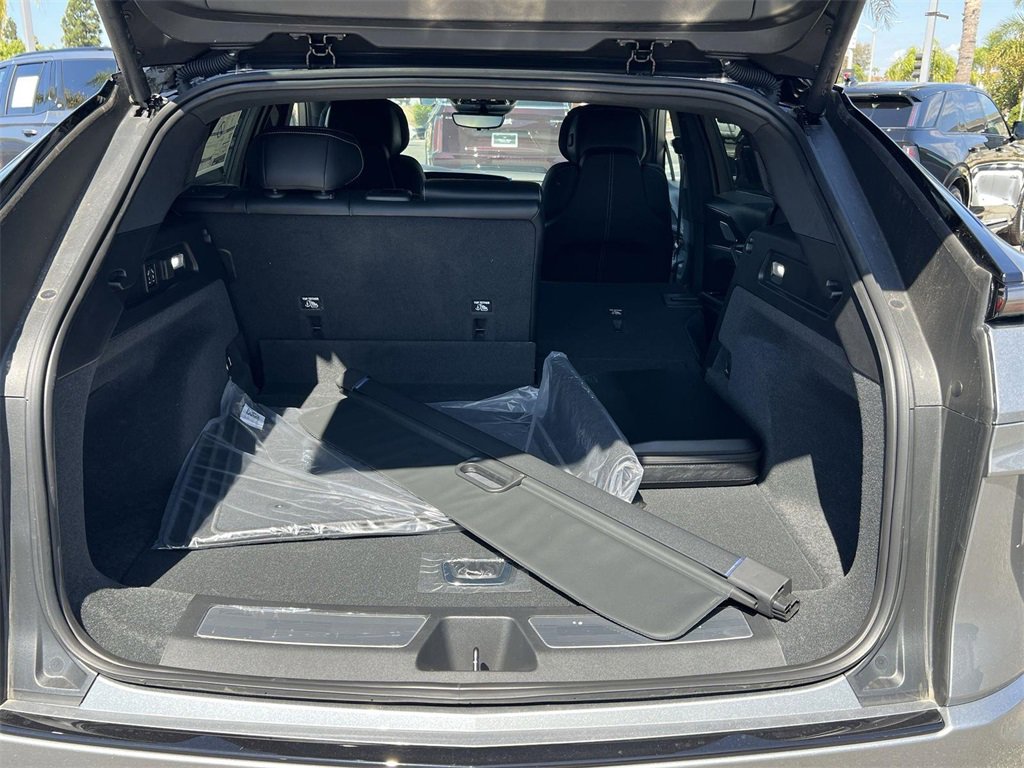 New 2026 Cadillac Lyriq V image 30