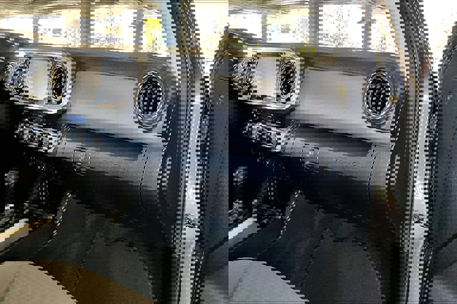 Used 2023 Toyota Tacoma SR5 image 36