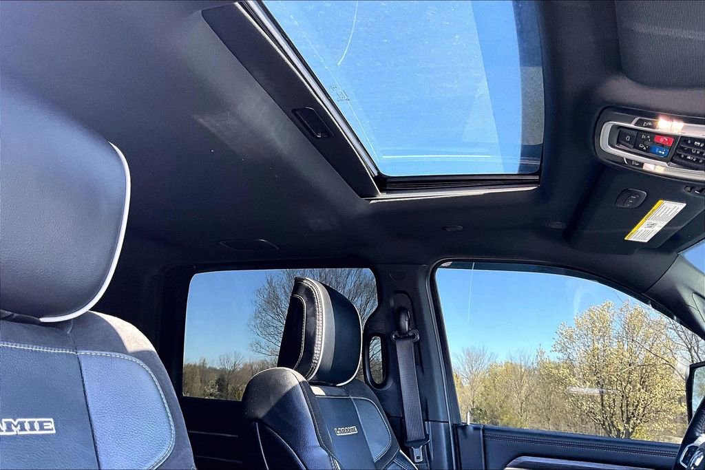 Used 2023 RAM 3500 Laramie AWD/4WD image 18