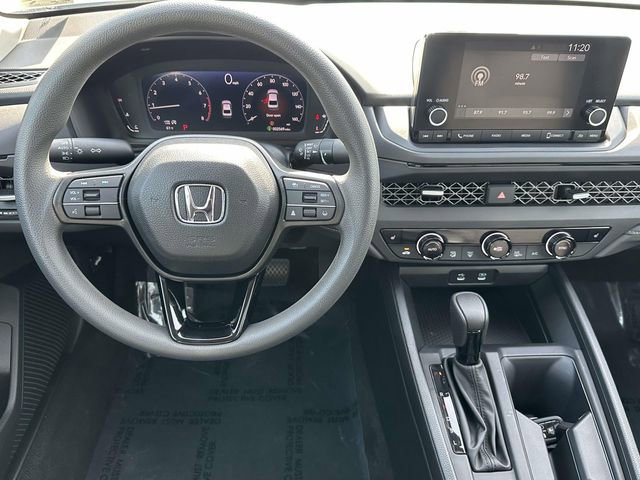 Certified 2025 Honda Accord SE image 15