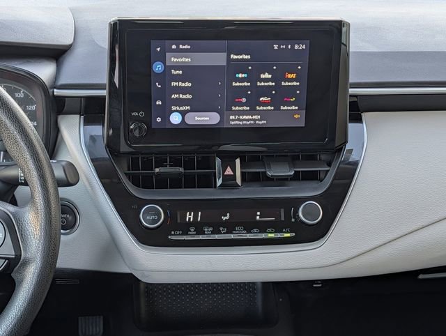 Used 2024 Toyota Corolla LE w/ LE Convenience Package image 15