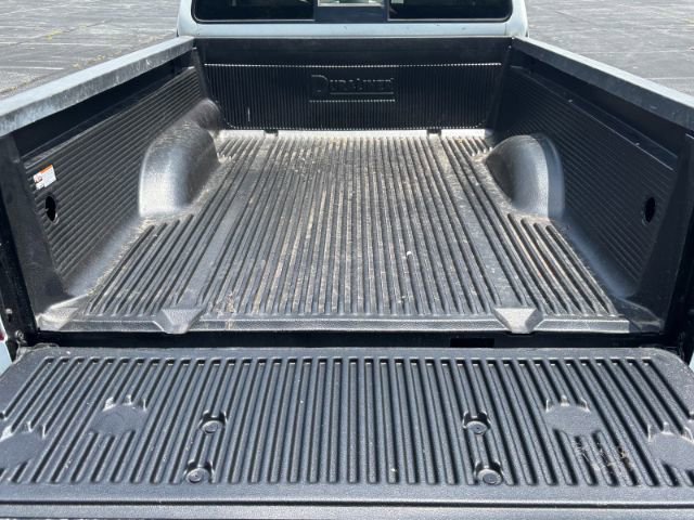 Used 2015 Nissan Frontier SV image 12