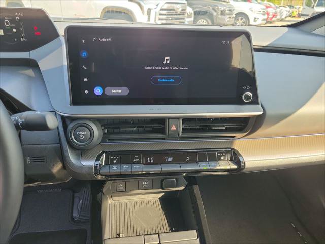 Certified 2026 Toyota Prius XLE FWD image 21