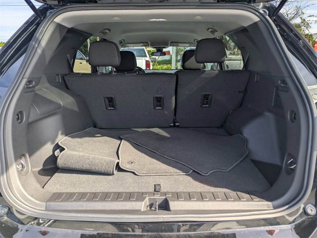 Used 2024 Chevrolet Equinox LT image 15