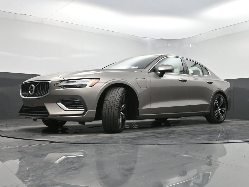 Used 2021 Volvo S60 T8 Inscription w/ Climate Package image 27