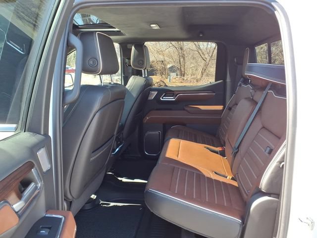 Used 2023 GMC Sierra 1500 Denali Ultimate AWD/4WD image 11