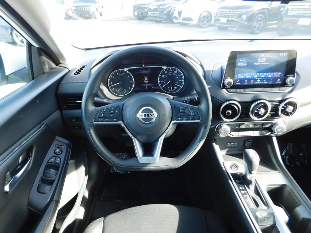 Used 2023 Nissan Sentra SV image 10