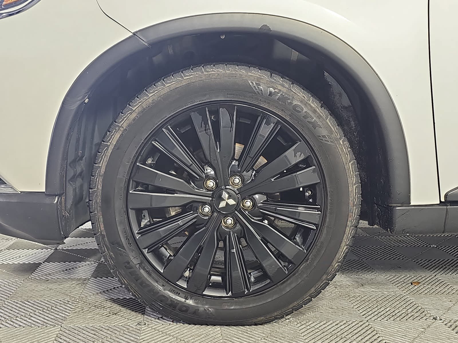 Used 2020 Mitsubishi Outlander SE FWD image 10