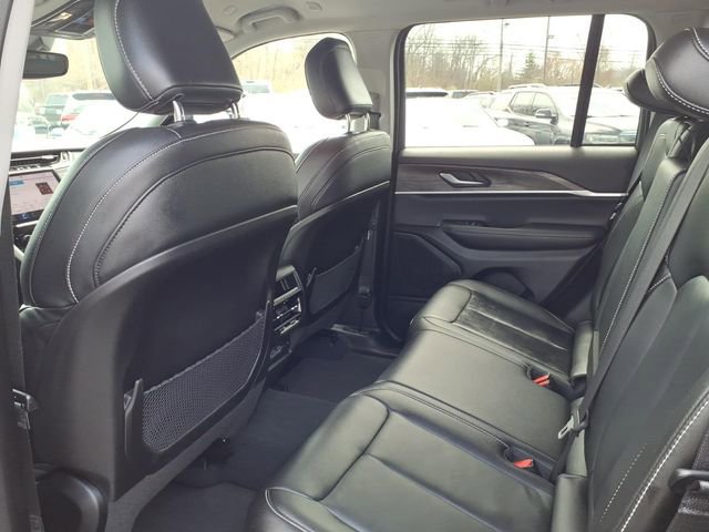 Certified 2023 Jeep Grand Cherokee Limited AWD/4WD image 17