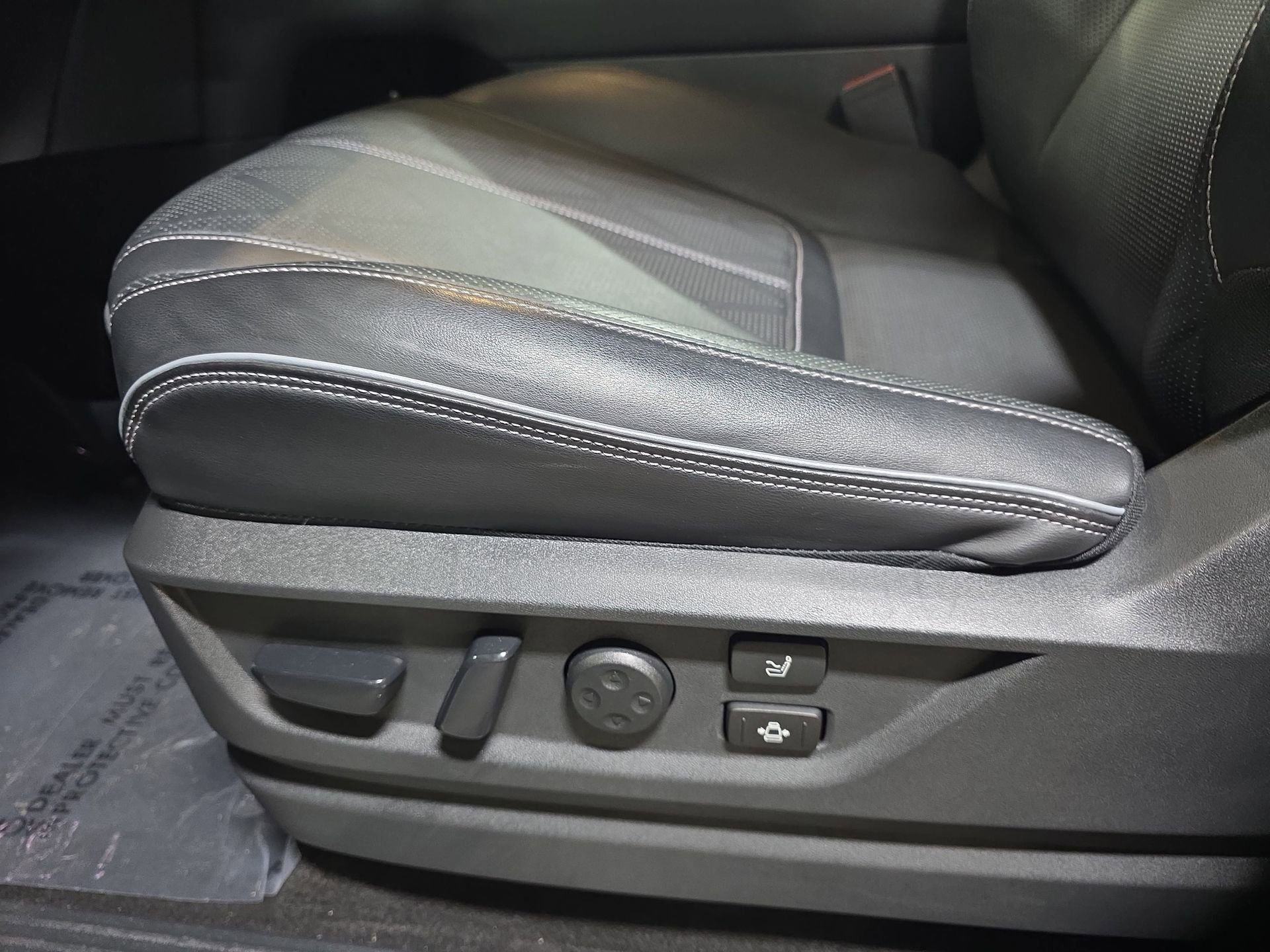 Certified 2025 INFINITI QX80 Sensory AWD/4WD image 28