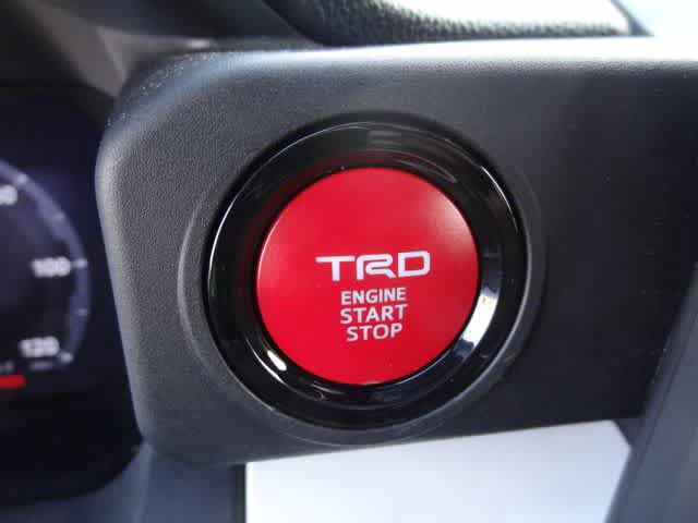 Used 2024 Toyota Tacoma TRD Off-Road AWD/4WD image 20