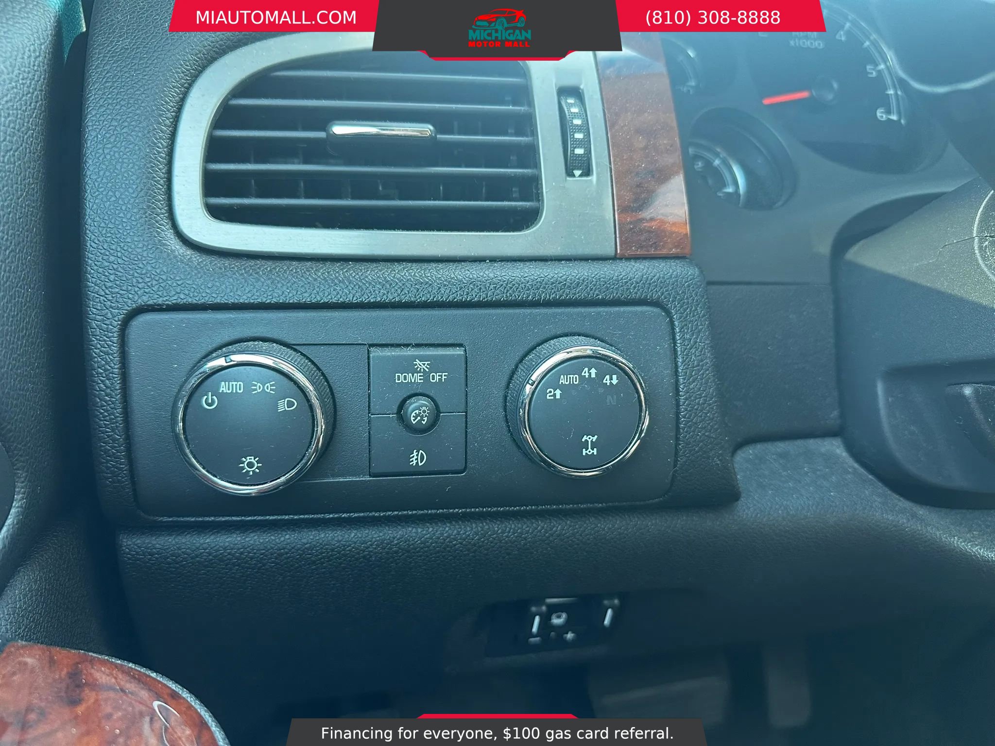 Used 2011 Chevrolet Tahoe LTZ image 24