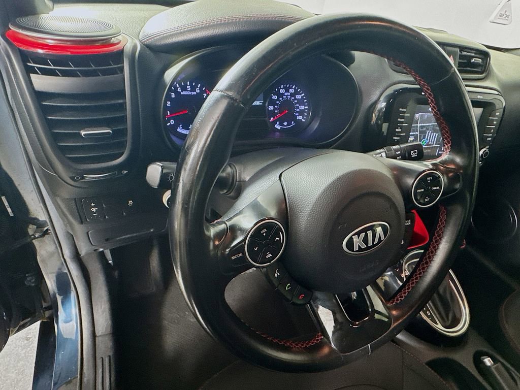 Used 2018 Kia Soul + image 11
