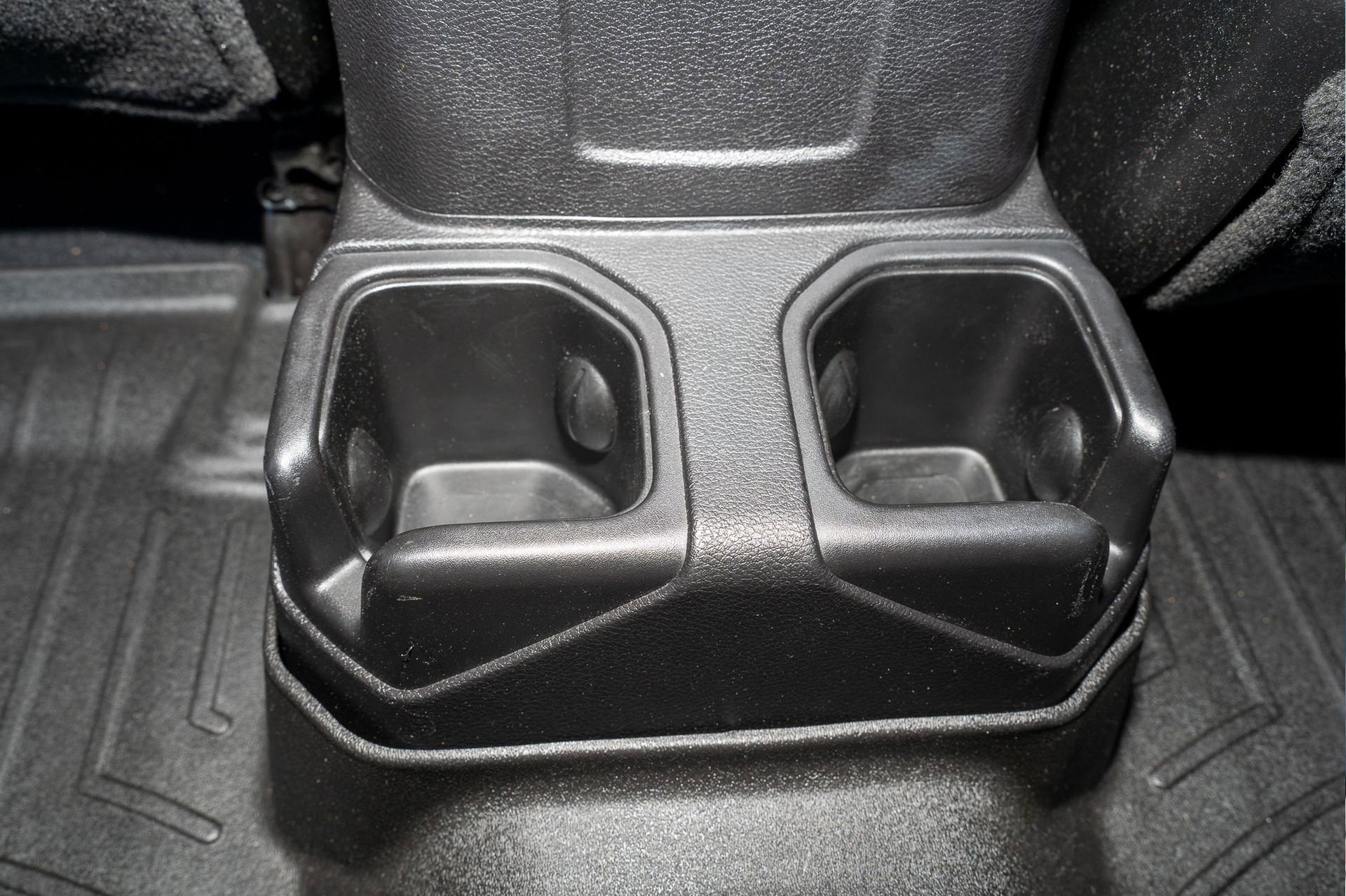 Used 2018 Jeep Wrangler Unlimited Sport image 19