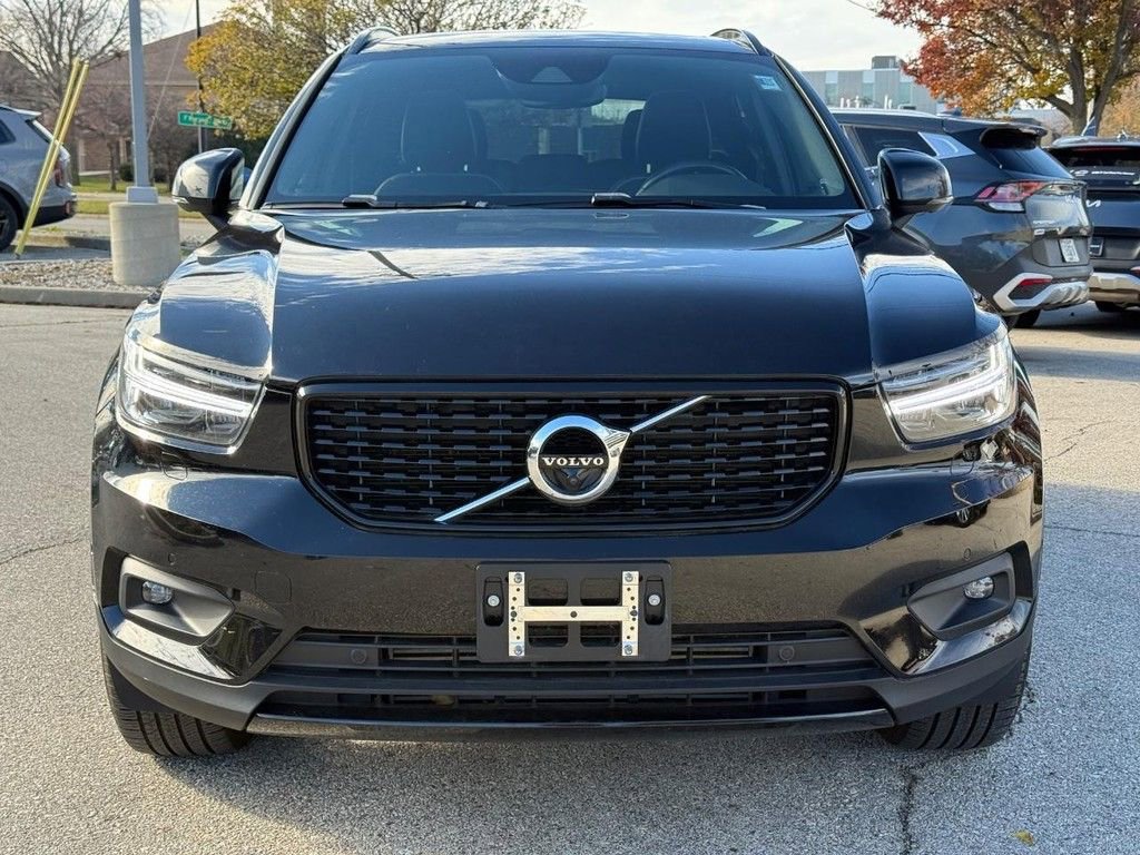 Used 2020 Volvo XC40 T5 R-Design w/ Protection Package Premier image 9