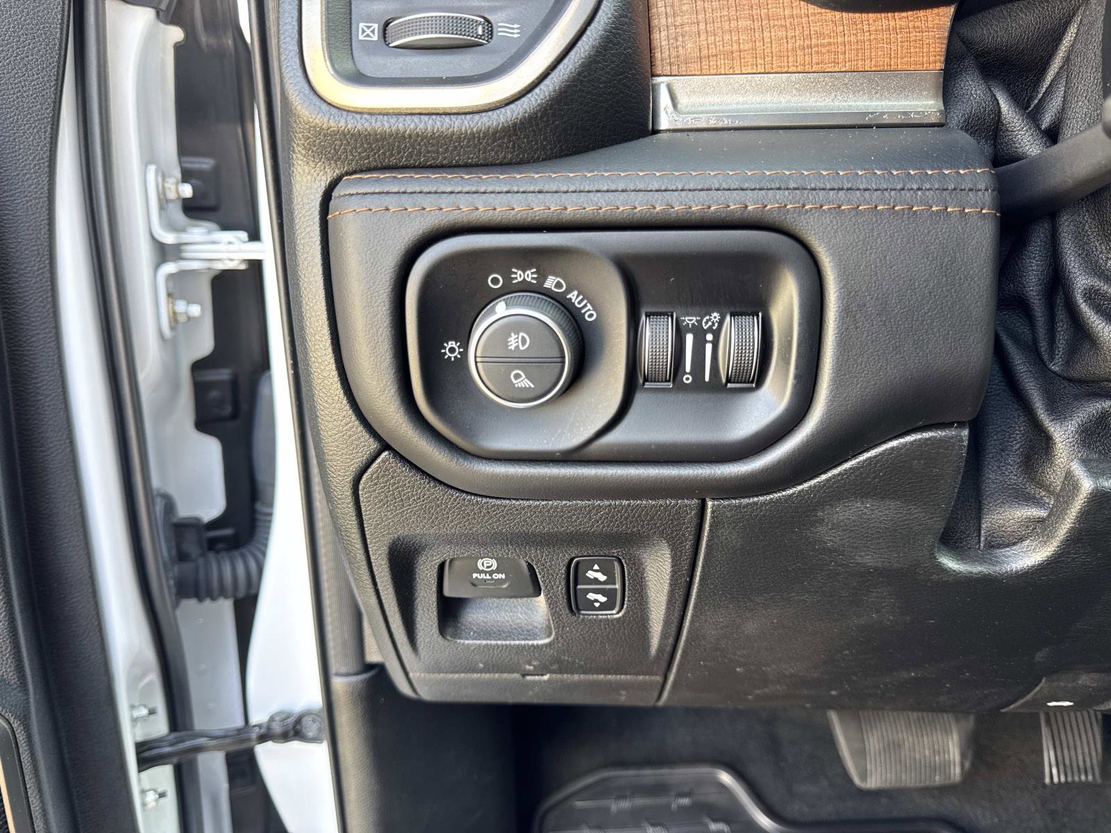 Used 2020 RAM 1500 Limited w/ Trailer Tow Group AWD/4WD image 20