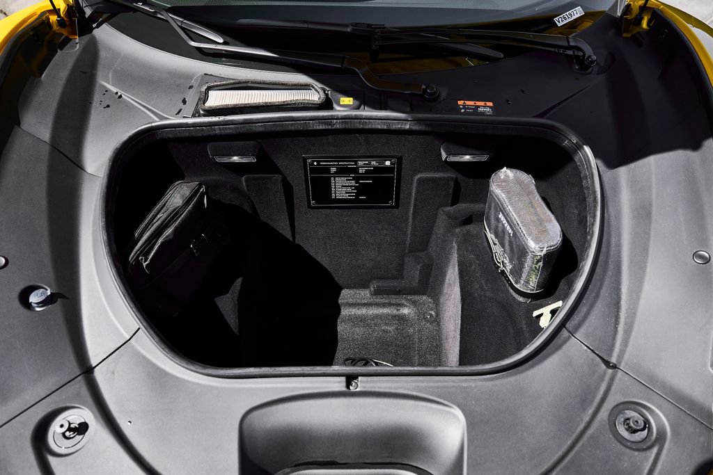 Used 2021 Ferrari F8 Tributo image 18