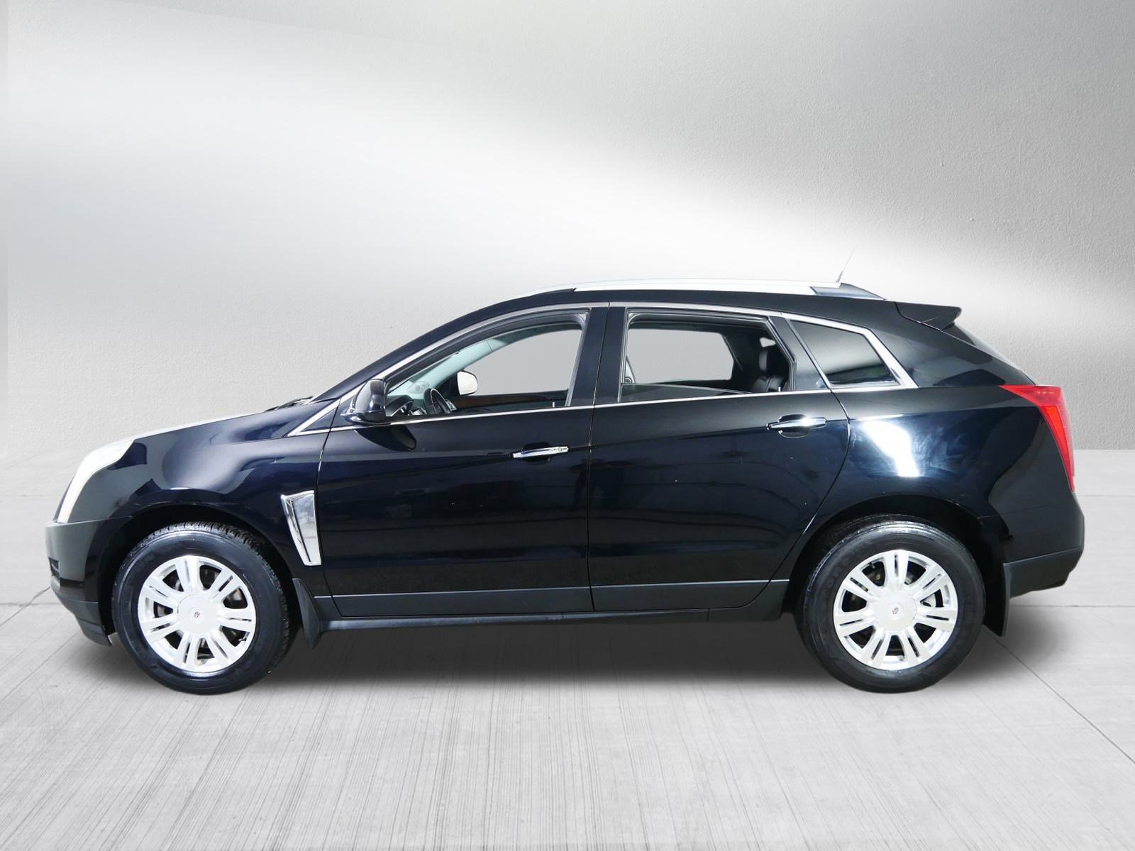 Used 2013 Cadillac SRX Luxury image 4