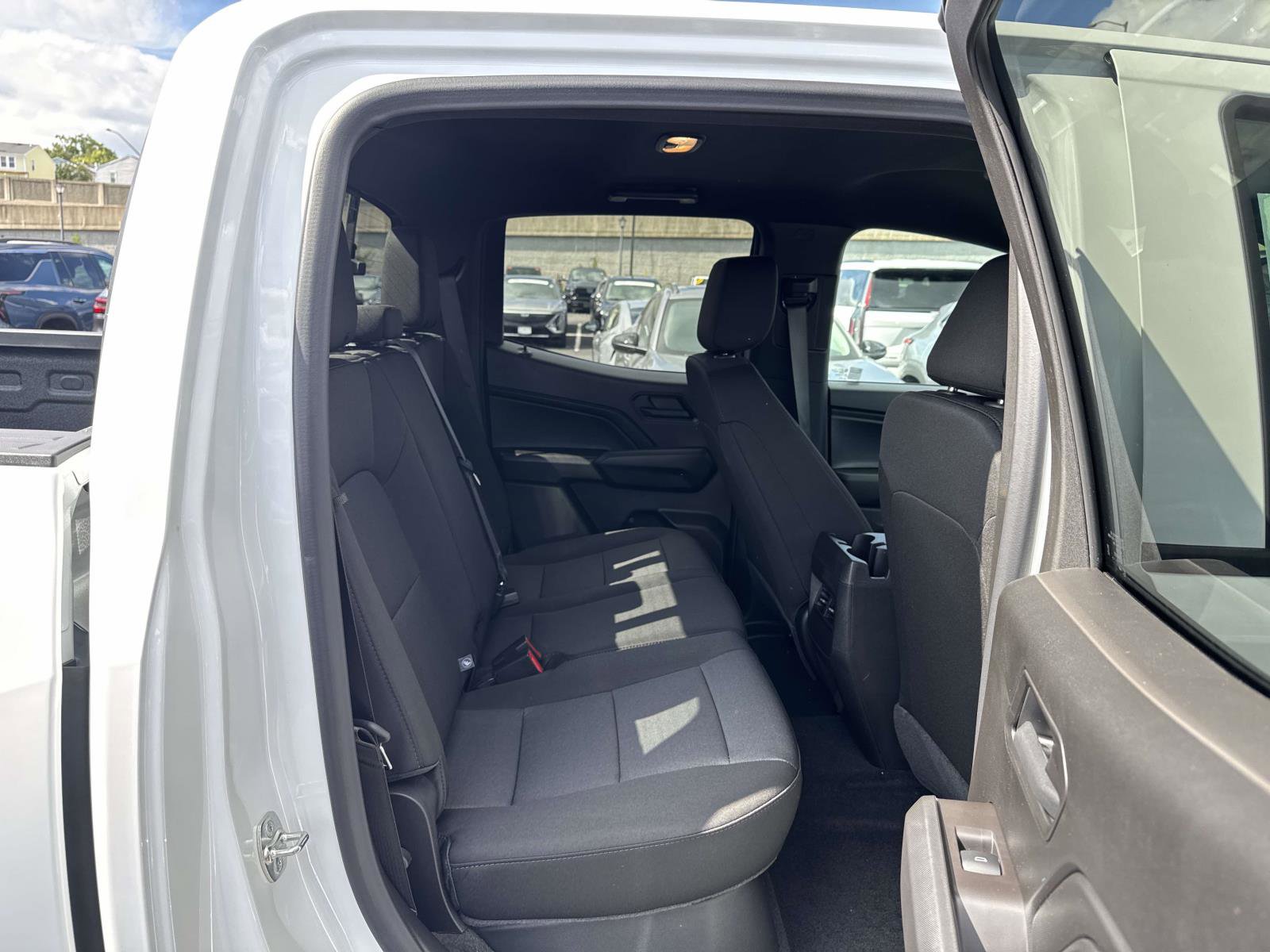 New 2026 Chevrolet Colorado W/T image 11