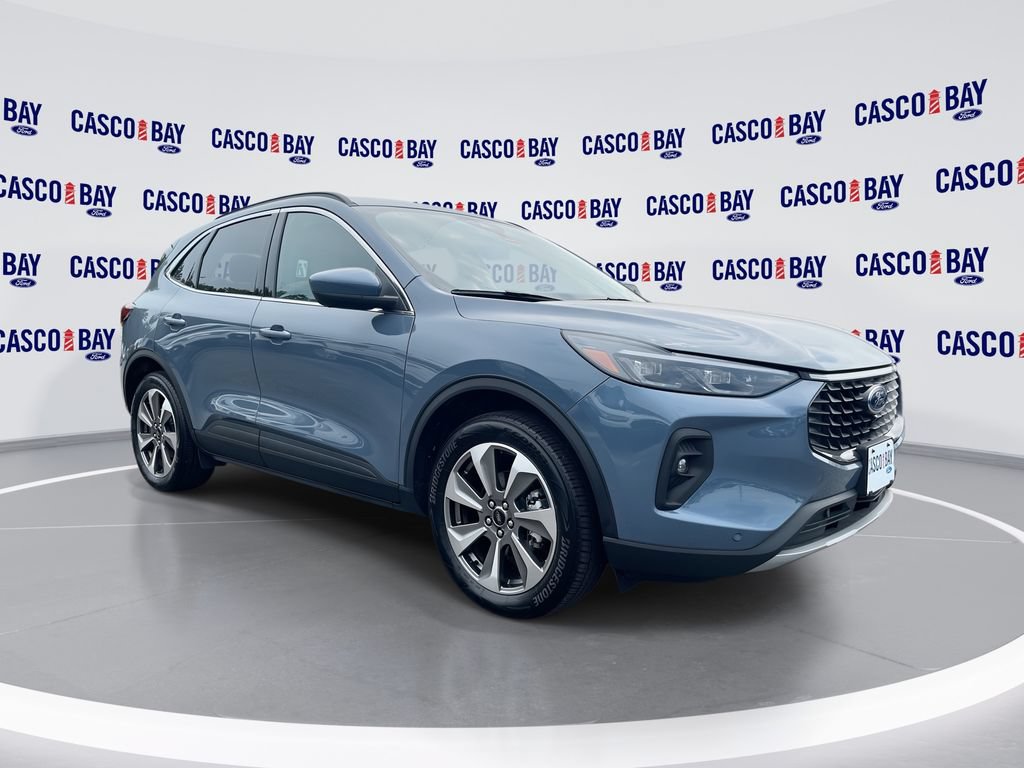 Certified 2025 Ford Escape Platinum w/ Premium Technology Package