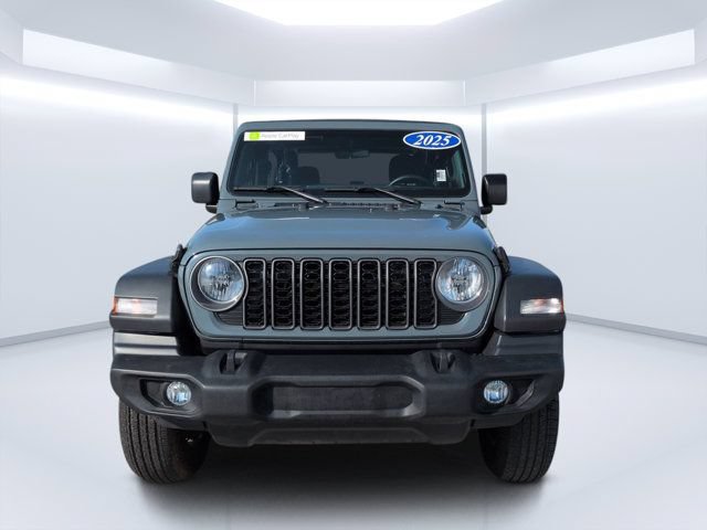 Used 2025 Jeep Wrangler Sport AWD/4WD image 8