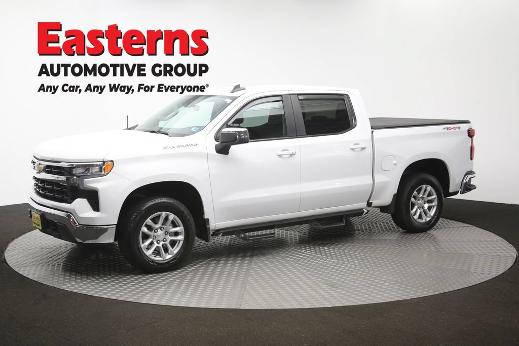 Used 2023 Chevrolet Silverado 1500 LT AWD/4WD image 58