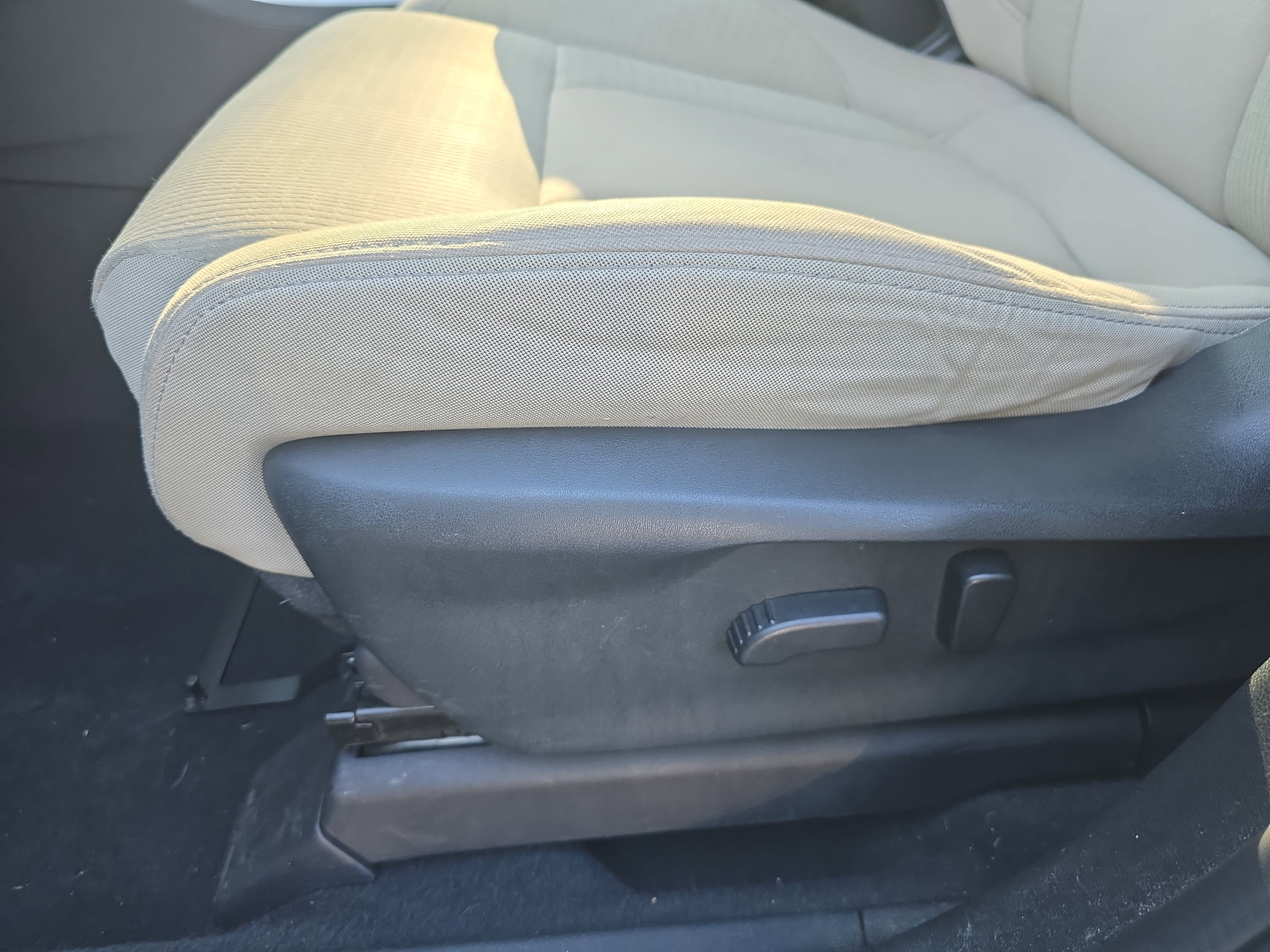 Used 2020 Subaru Ascent Premium w/ Convenience Package image 30