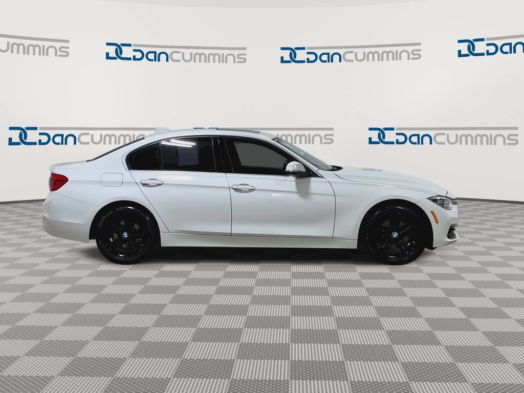 Used 2018 BMW 330i xDrive Sedan AWD/4WD image 9
