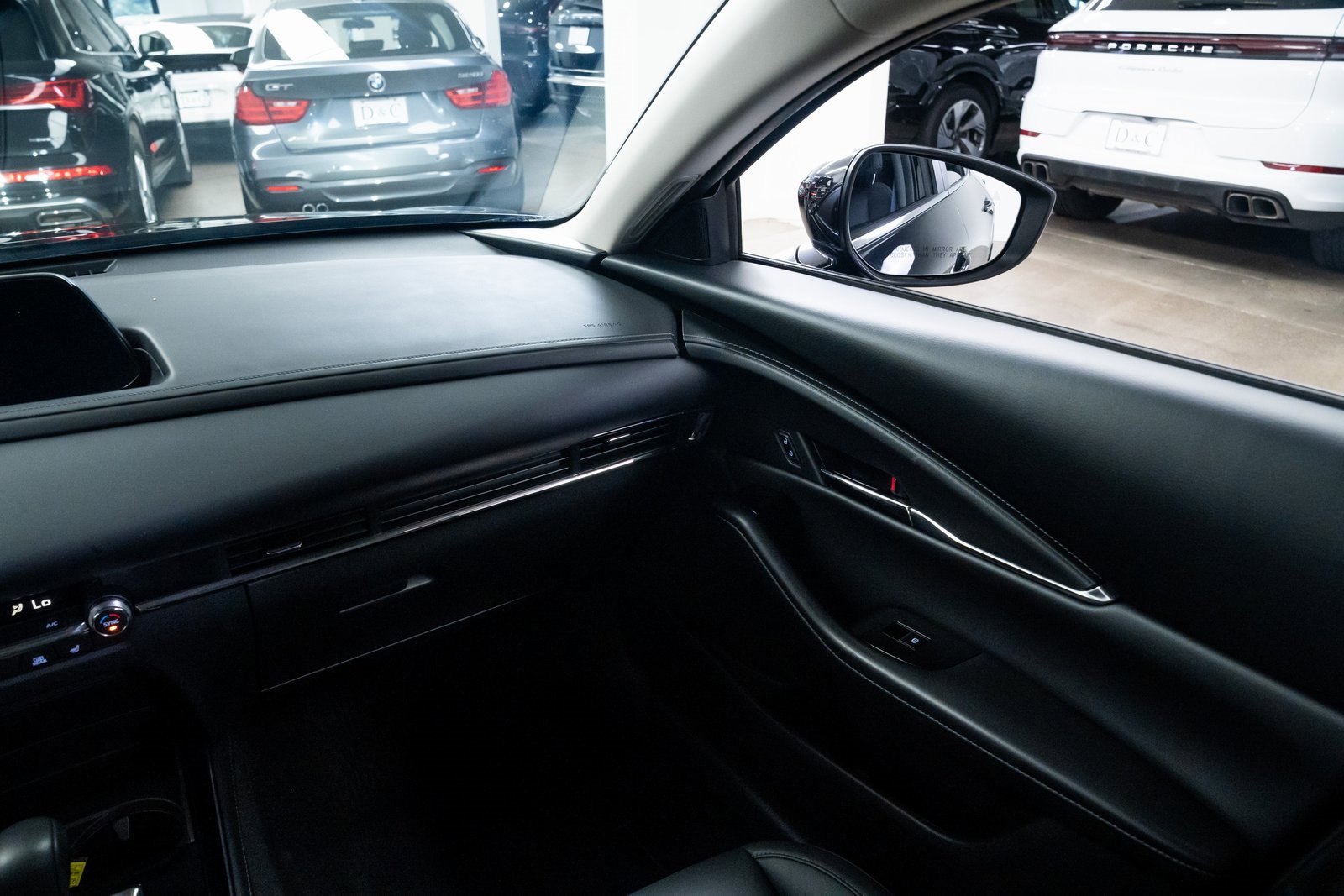 Used 2023 MAZDA CX-30 AWD 2.5 S w/ Preferred Package image 11