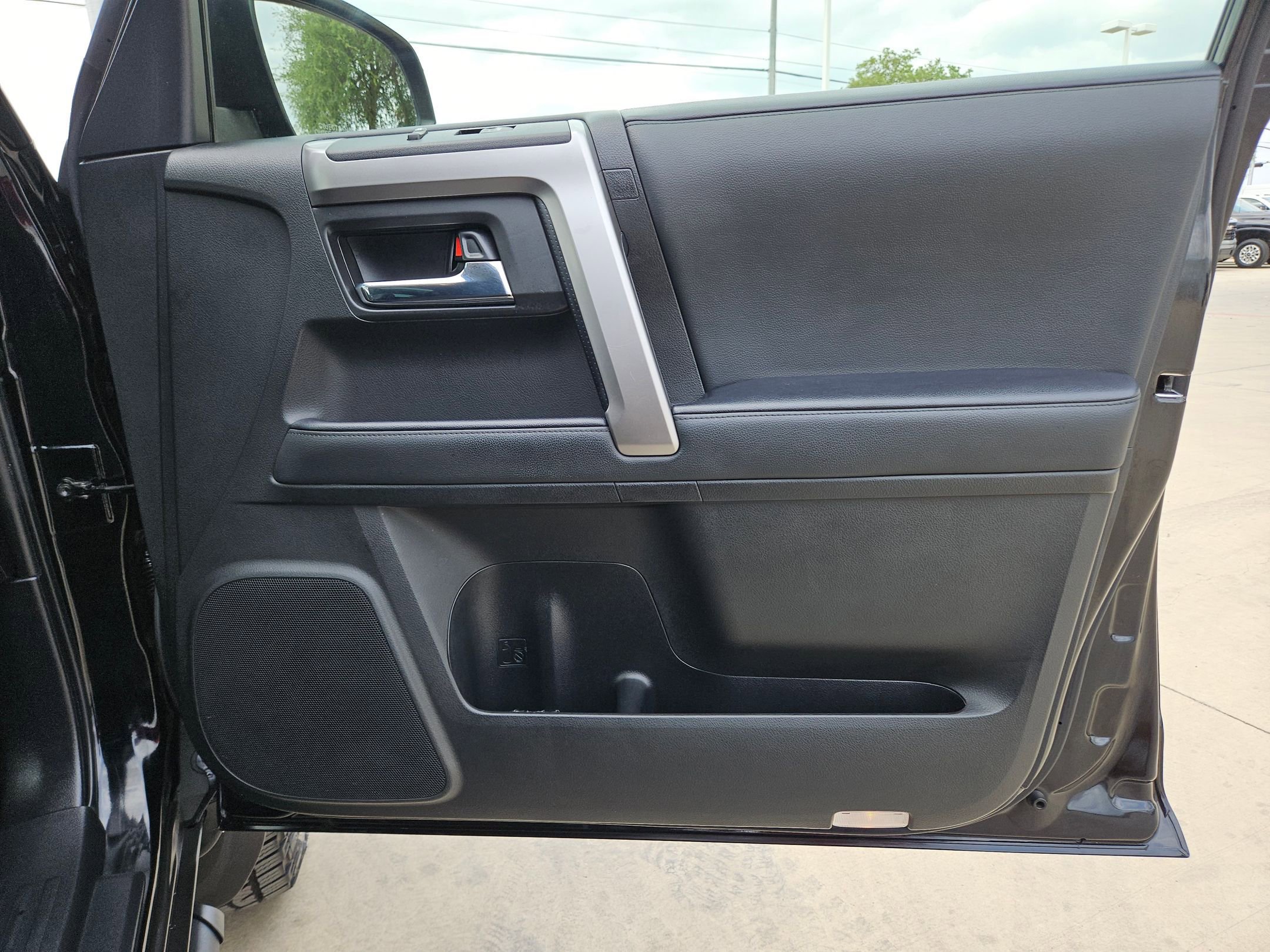 Used 2021 Toyota 4Runner Trail Special Edition AWD/4WD image 29
