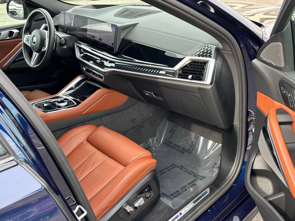 Used 2025 BMW X6 M60i image 31