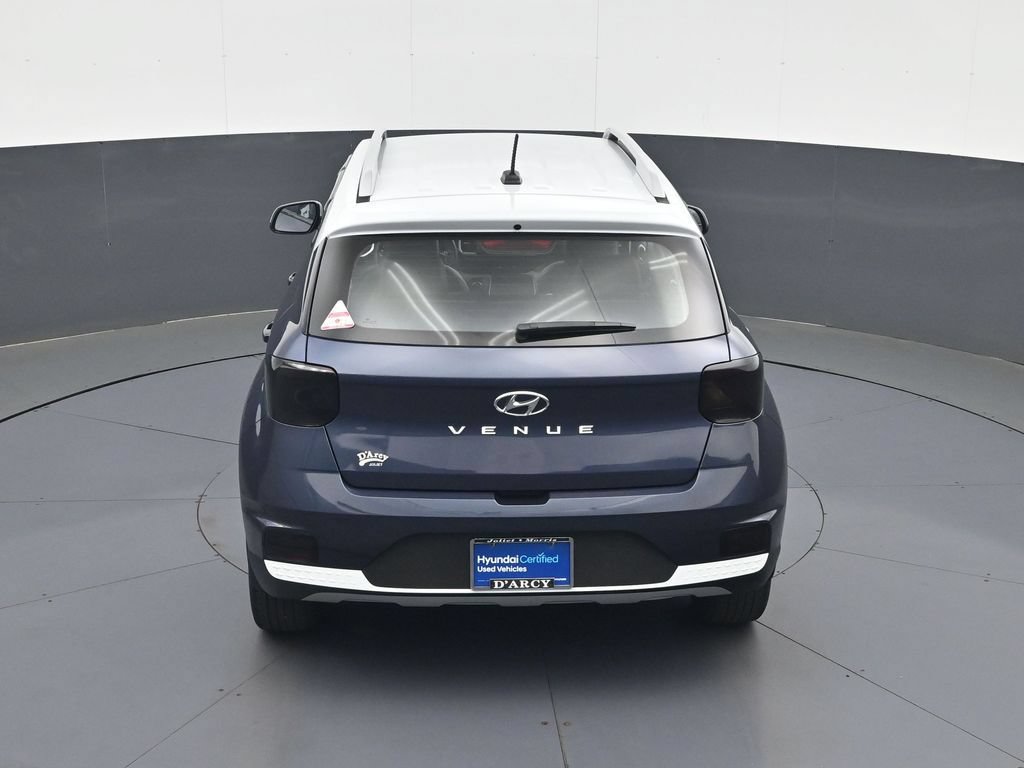Certified 2024 Hyundai Venue Limited FWD image 18