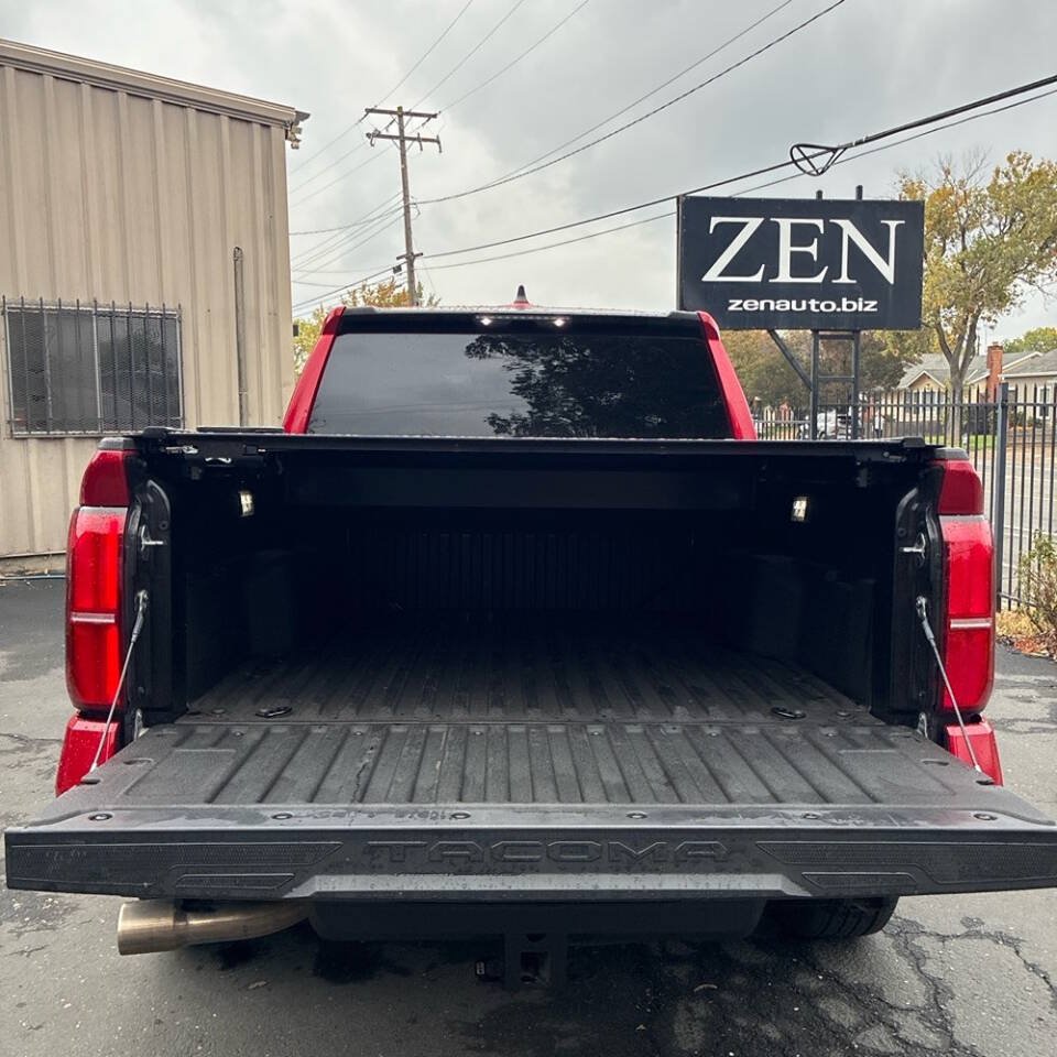 Used 2025 Toyota Tacoma SR5 RWD image 15