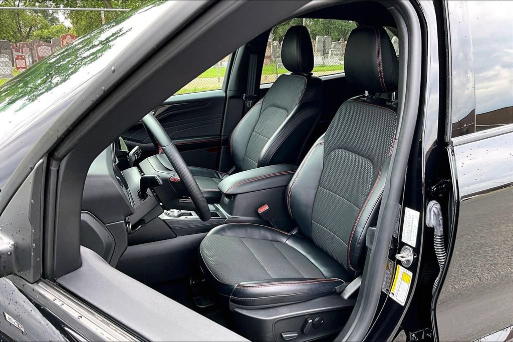 Certified 2023 Ford Escape ST-Line Select w/ Tech Pack #2 AWD/4WD image 23