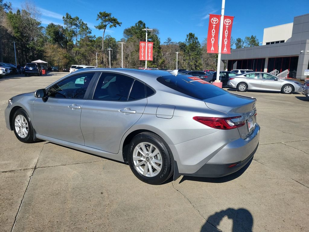Certified 2025 Toyota Camry LE image 3