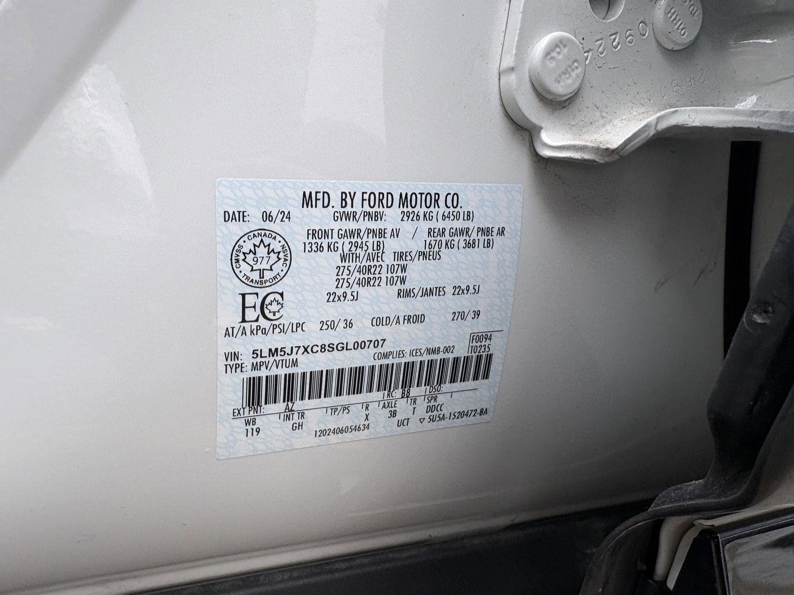 Used 2025 Lincoln Aviator Reserve w/ Equipment Group 201A image 17