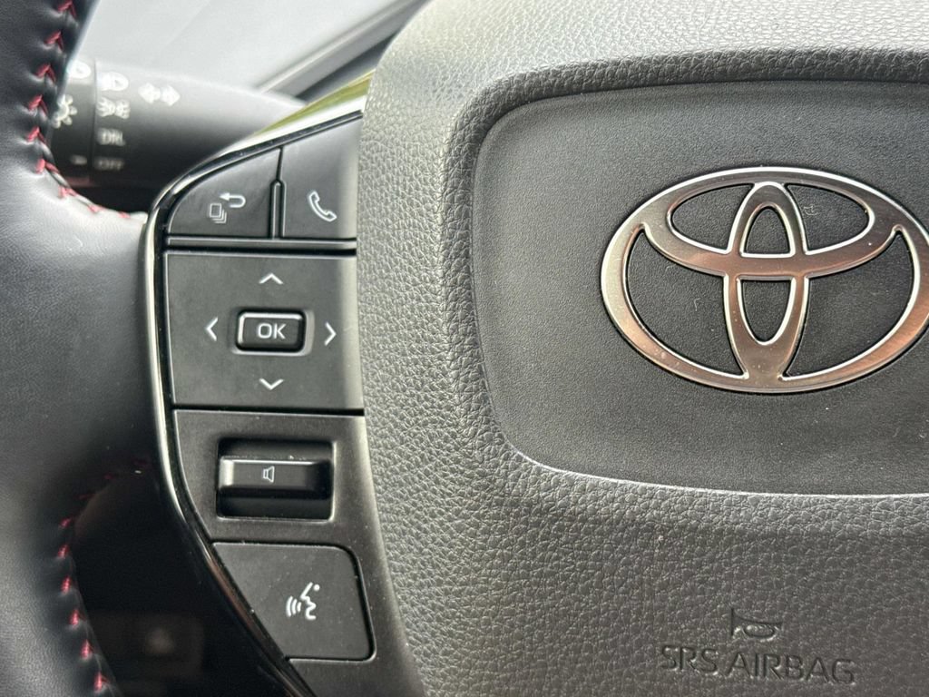 Certified 2023 Toyota Prius Prime FWD image 11