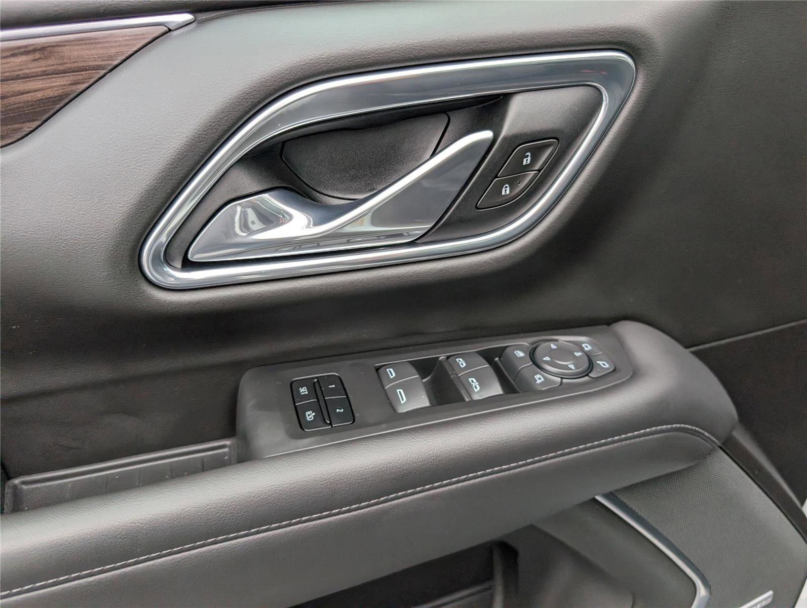 Used 2021 Chevrolet Tahoe Z71 w/ Luxury Package image 22