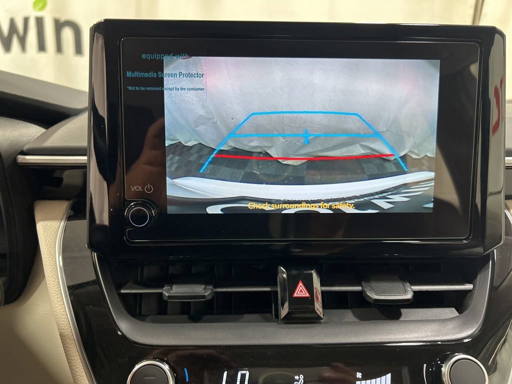 Used 2026 Toyota Corolla LE FWD image 25
