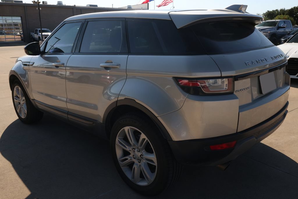 Used 2017 Land Rover Range Rover Evoque SE AWD/4WD image 7