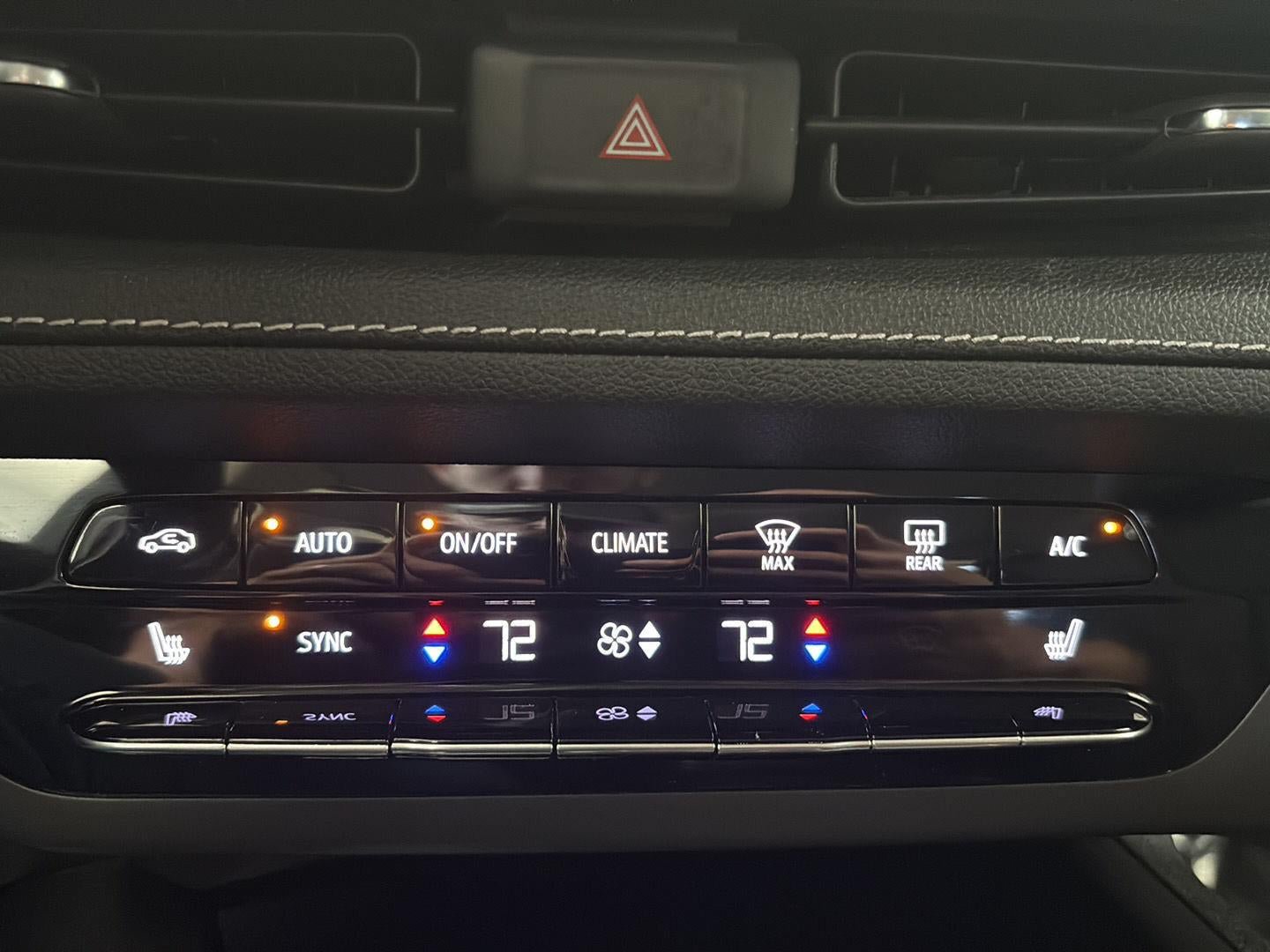 Used 2021 Buick Envision Essence AWD/4WD image 20