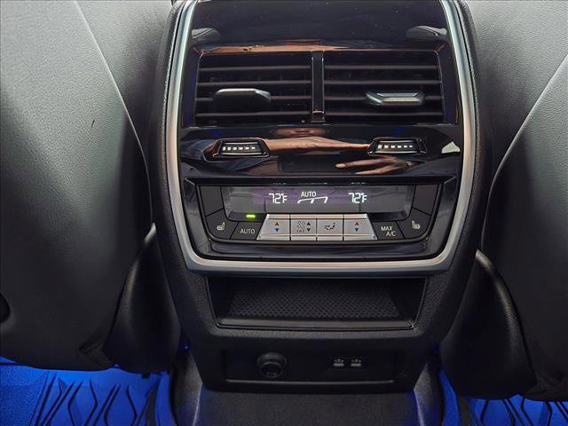 Used 2025 BMW XM w/ M Driver's Package AWD/4WD image 17