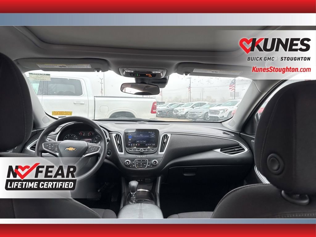 Used 2024 Chevrolet Malibu LT image 34