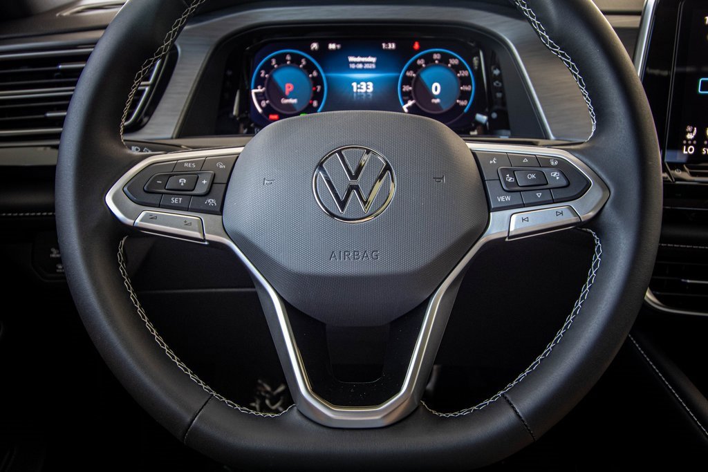 New 2026 Volkswagen Atlas Cross Sport SE image 32