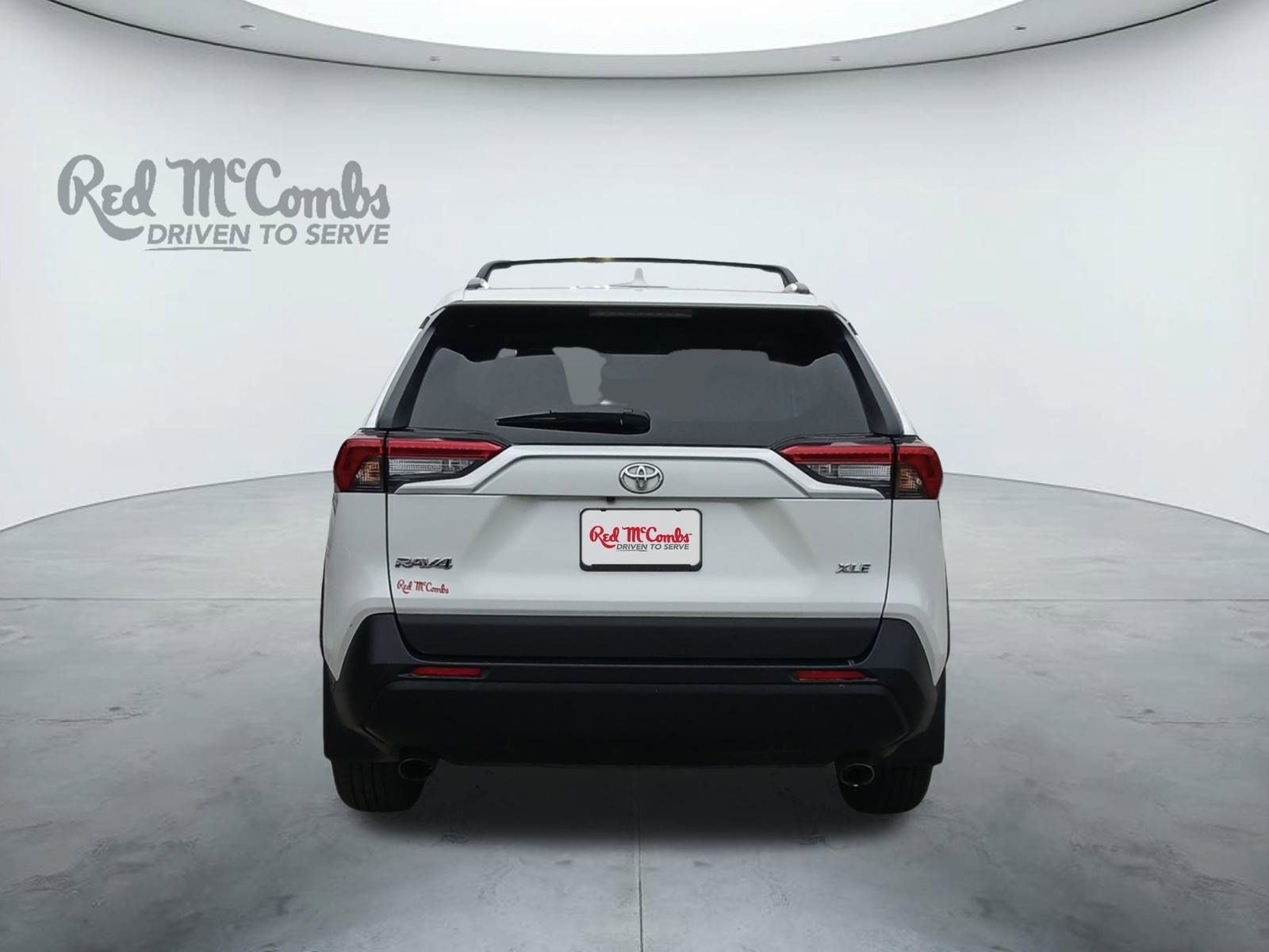 Used 2023 Toyota RAV4 XLE Premium image 4